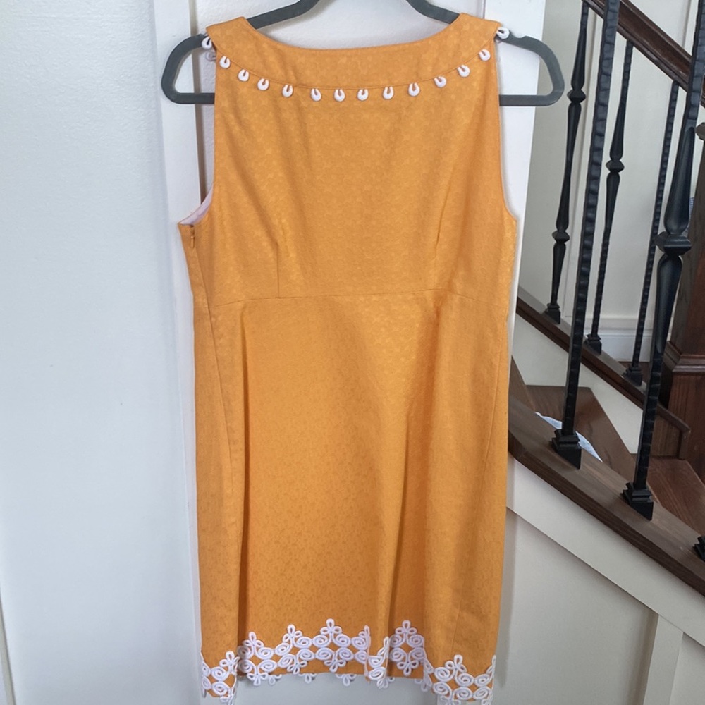 Lilly Pulitzer shift dress - Picture 3 of 4